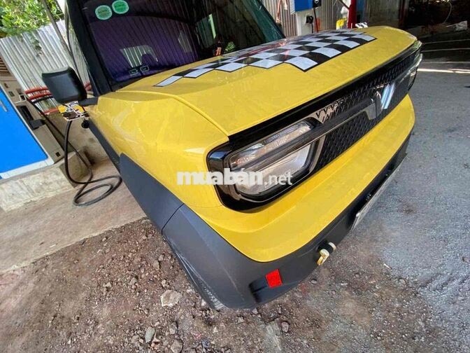 VinFast VF 3 2024 4 chỗ màu Vàng, pin thue