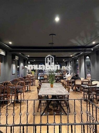 Vị trí đẹp - MT Thành Thái Quận 10 | Kết cấu : trệt + 2 lầu | Giá 65tr