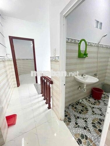 Nhà mới 2pn 2 máy lạnh KDC Bv Nhi