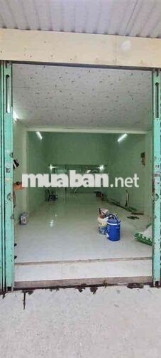 Nhà 4x11m mặt tiền Nguyễn Văn Cừ