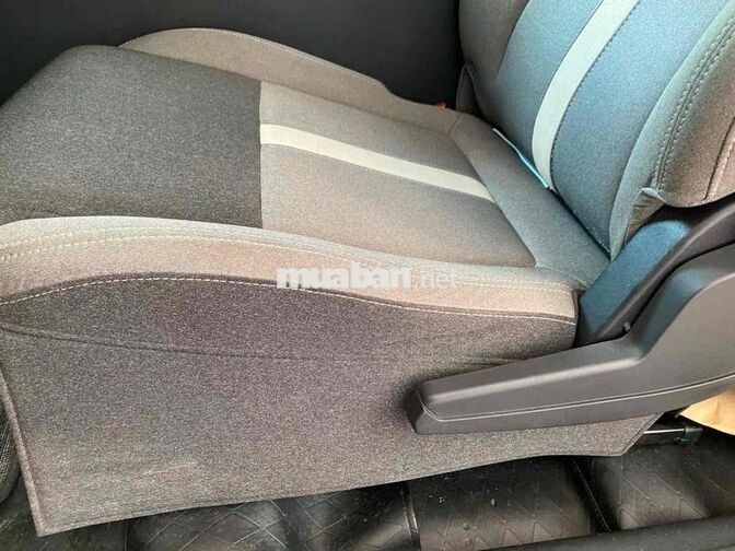VinFast VF 3 2024 4 chỗ màu Vàng, pin thue