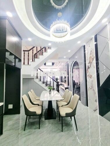 Bán nhà 3 tầng 4x17m 3PN Gara ô tô Lâm Thị Hố Quận 12