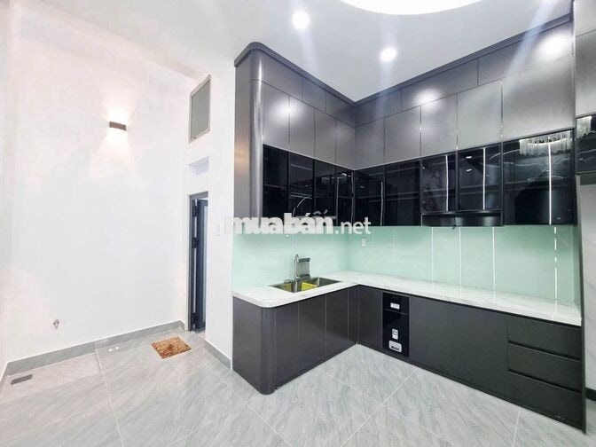 Bán nhà 3 tầng 4x17m 3PN Gara ô tô Lâm Thị Hố Quận 12