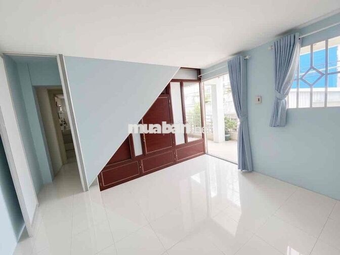 CHO THUÊ NHÀ SÁT LOTE TRỆT 2 LẦU ST-5 PHÒNG NGỦ .-12 TR/tháng-Q7