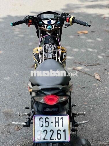 Suzuki Satria 2018 150cc màu Đen vàng