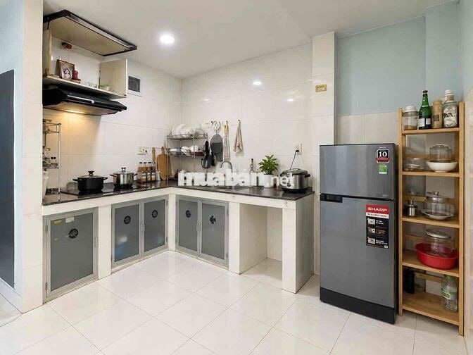 CHO THUÊ NHÀ SÁT LOTE TRỆT 2 LẦU ST-5 PHÒNG NGỦ .-12 TR/tháng-Q7