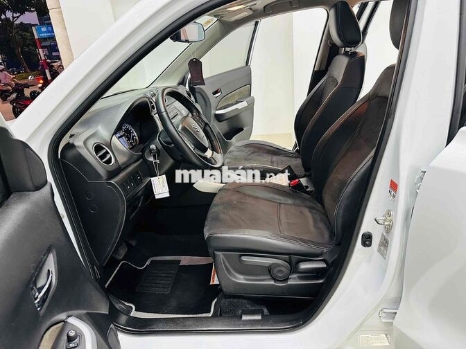 Suzuki Vitara 2016 1.6AT 9 vạn Trắng