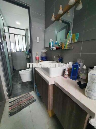 NHÀ TX21( SÂN XE HƠI )NGAY CHỢ MINH PHÁT 4PN 5WWC