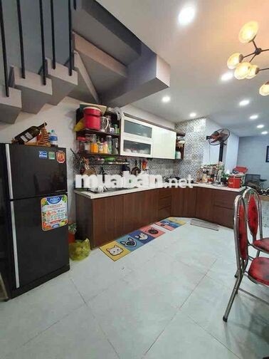 NHÀ TX21( SÂN XE HƠI )NGAY CHỢ MINH PHÁT 4PN 5WWC