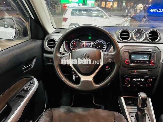 Suzuki Vitara 2016 1.6AT 9 vạn Trắng