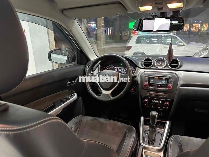 Suzuki Vitara 2016 1.6AT 9 vạn Trắng