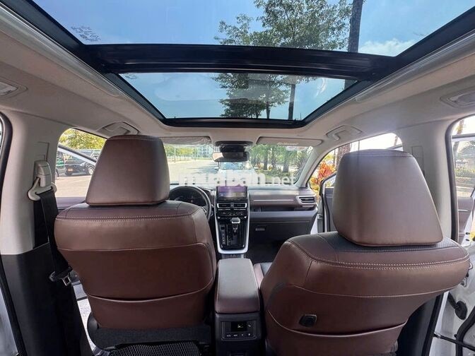 Toyota Innova Cross HEV 2025 Trắng 39.000km