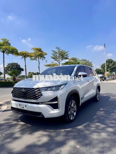 Toyota Innova Cross HEV 2025 Trắng 39.000km