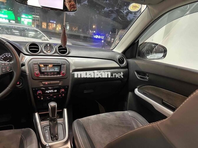 Suzuki Vitara 2016 1.6AT 9 vạn Trắng