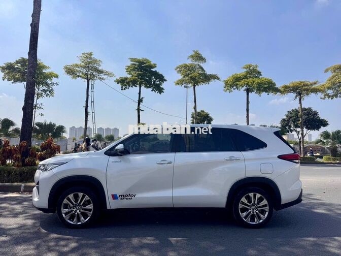 Toyota Innova Cross HEV 2025 Trắng 39.000km