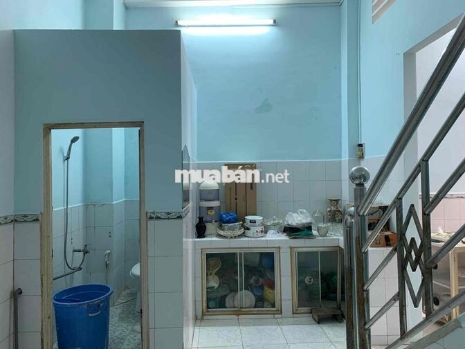 NHÀ BÁN chính chủ (Ngay góc chợ Long Xuyên) thương lượng ACE