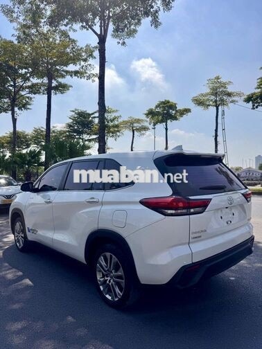 Toyota Innova Cross HEV 2025 Trắng 39.000km