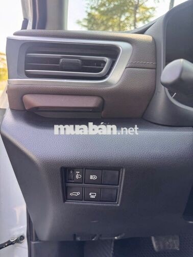 Toyota Innova Cross HEV 2025 Trắng 39.000km