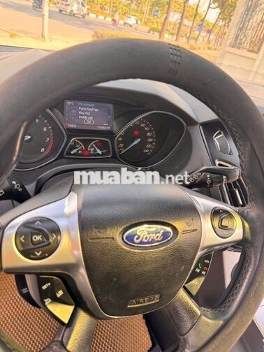 Ford Focus 2.0S Sport 2014 110.000km Trắng