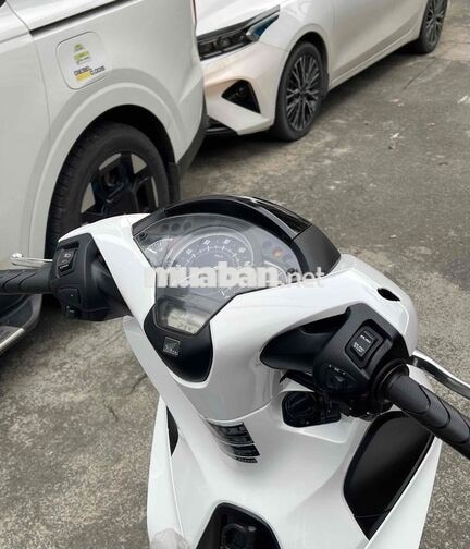 Honda SH150i 2018 ABS 18.000 km trắng