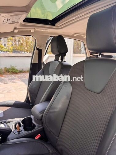 Ford Focus 2.0S Sport 2014 110.000km Trắng