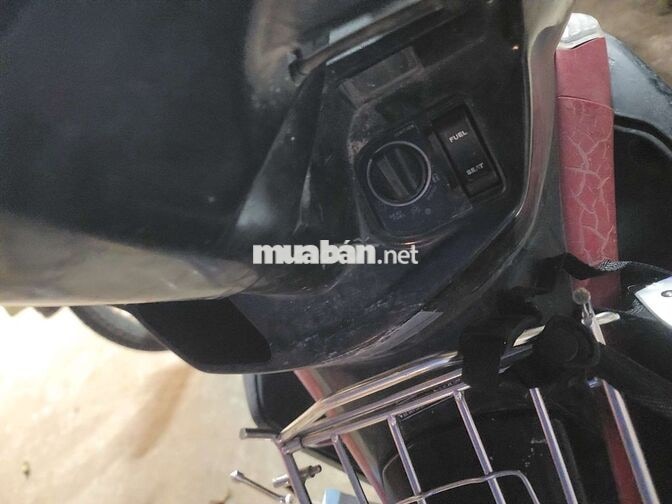 Honda Air Blade 2011 màu đen đỏ