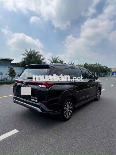 Toyota Veloz Cross 2023 Đen 7 chỗ