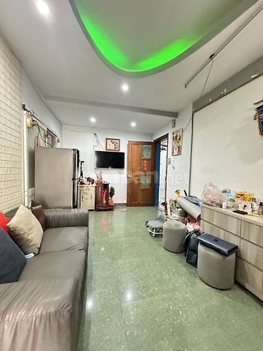 Chính chủ bán chung cư Hoà Bình Q10 - Ngay trường đua phú thọ