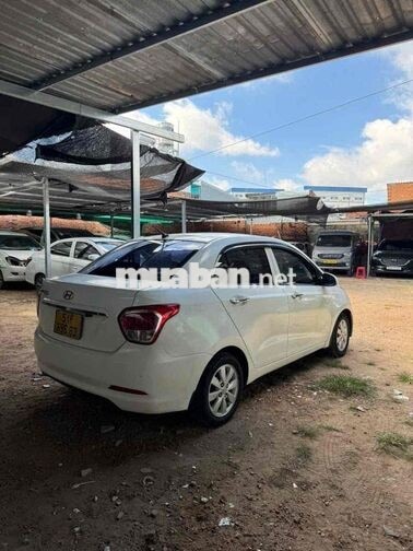 Hyundai Grand i10 2016 5 chỗ Trắng