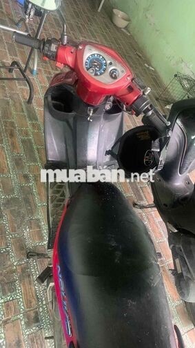 YAMAHA NOUVO MÀU ĐỎ ĐEN BẠC