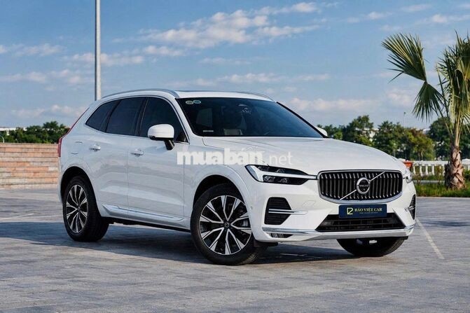 VOLVO XC60 2023 B6 TRẮNG