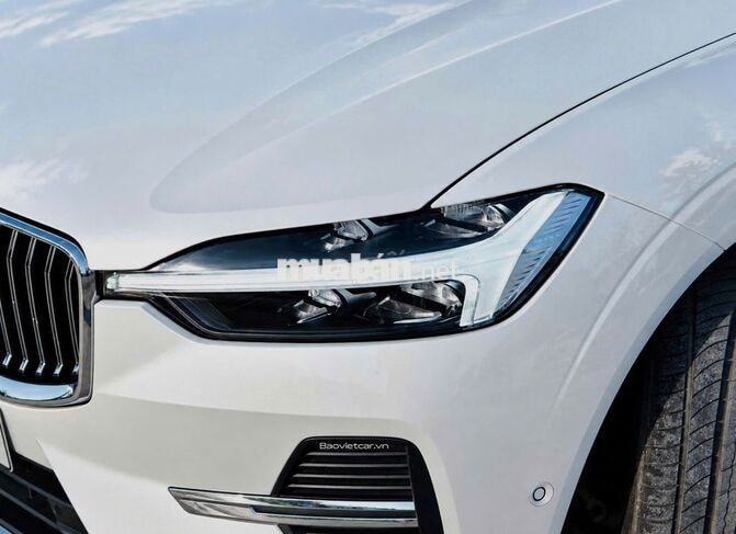 VOLVO XC60 2023 B6 TRẮNG