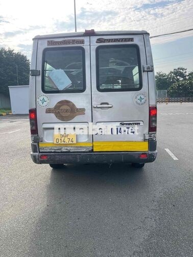 Xe van Mercedes-Benz Sprinter 6 chỗ Bạc