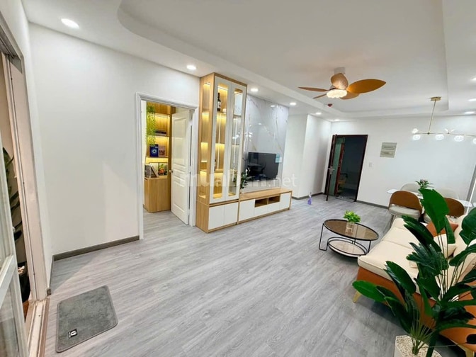 CC Cao Cấp Pearl Plaza. Điện Biên Phủ Bình Thạnh. 68m2 2PN. Full NT