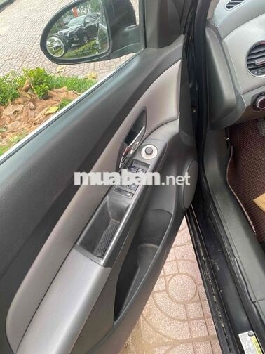 Chevrolet Cruze 2010 LS Đen
