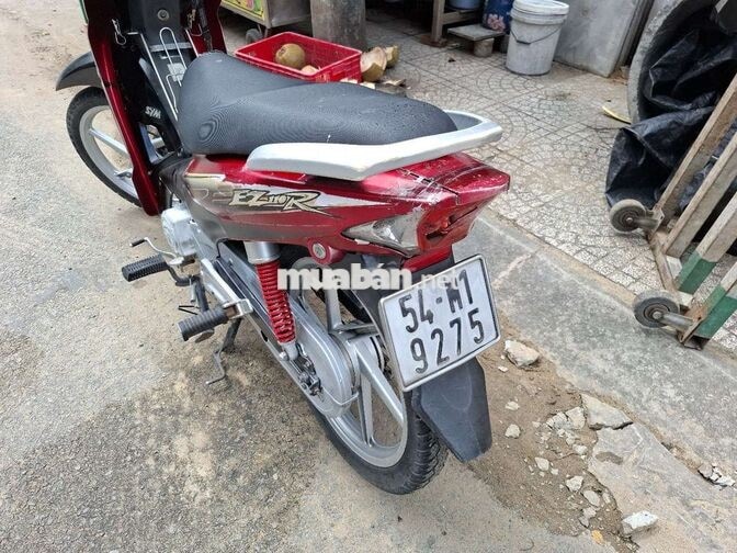 SYM EZ 110 màu đỏ đen