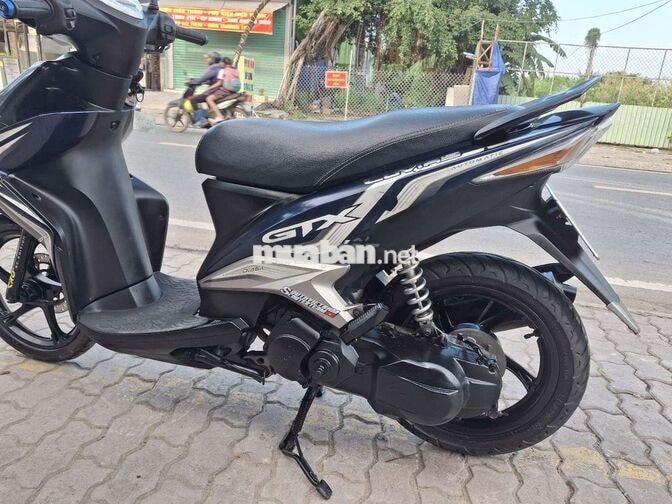 Yamaha Luvias 2012 màu Xanh