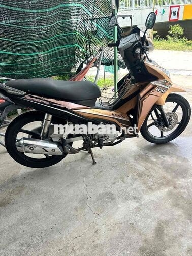 Honda Wave RSX màu Đồng