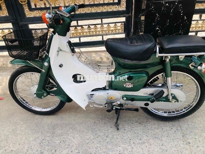 Honda Super Cub 50 Xanh lá