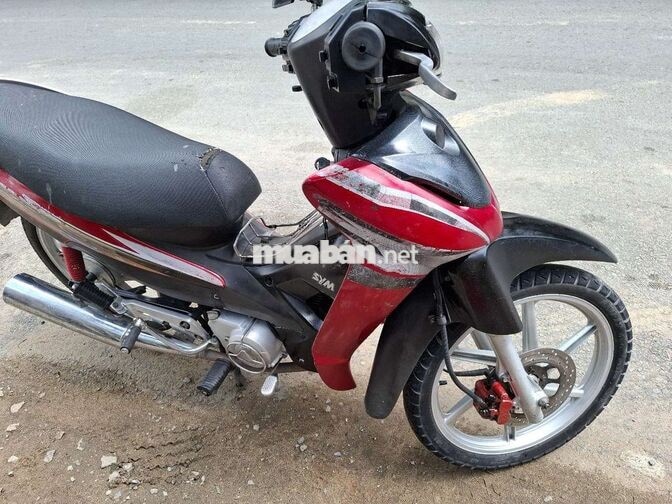 SYM EZ 110 màu đỏ đen