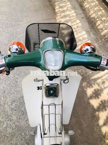 Honda Super Cub 50 Xanh lá