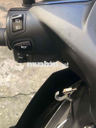 Honda Wave Blade 2022 6900km Đen đỏ