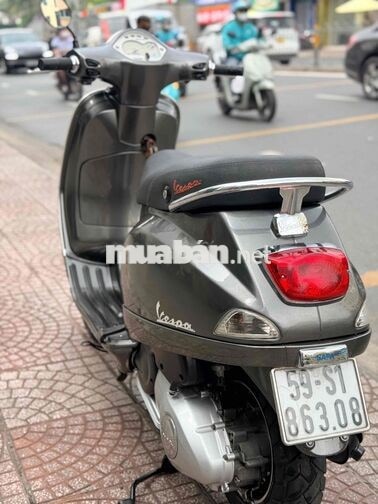 Piaggio Vespa LX125 3Vie 2014 Xám Titan . BSTP
