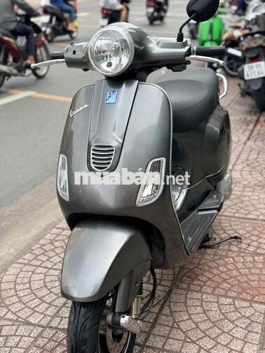Piaggio Vespa LX125 3Vie 2014 Xám Titan . BSTP