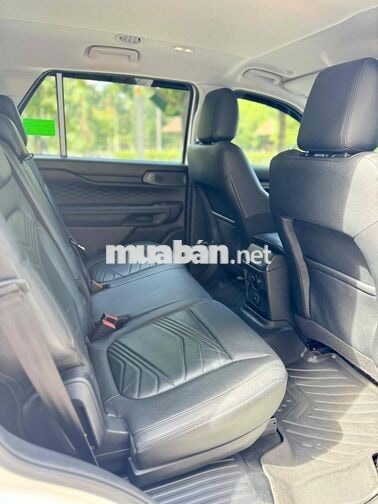 Ford Everest Ambient 2024 7 chỗ 26.000 km