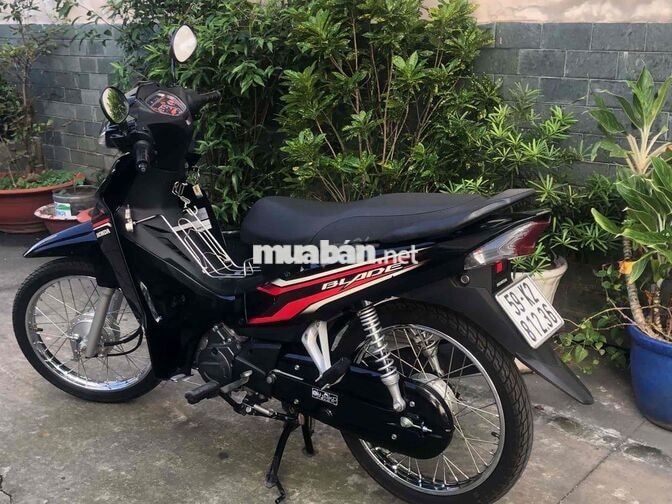 Honda Wave Blade 2022 6900km Đen đỏ