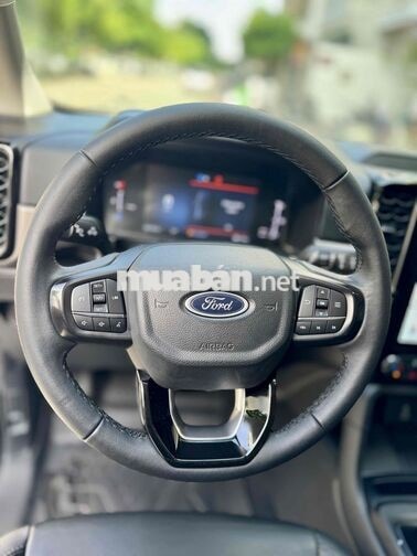 Ford Everest Ambient 2024 7 chỗ 26.000 km