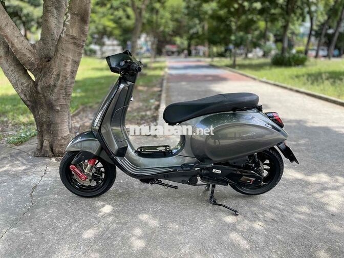 Piaggio Vespa Sprint Xám dk2019