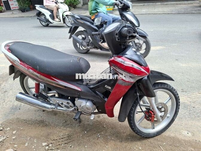 SYM EZ 110 màu đỏ đen
