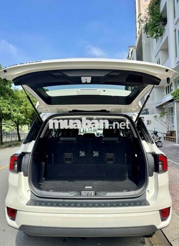 Ford Everest Ambient 2024 7 chỗ 26.000 km